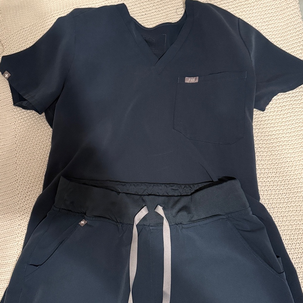 Figs Navy Blue Scrub Top and Jogger Set
